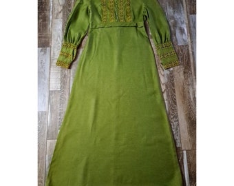 Womens Vintage Maxi Dress Avocado Green Crochet Lace Empire Waist 1970s M