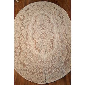 Vintage Oval Lace Tablecloth Cabbage Rose Ivory Cottage Farmhouse 60x92