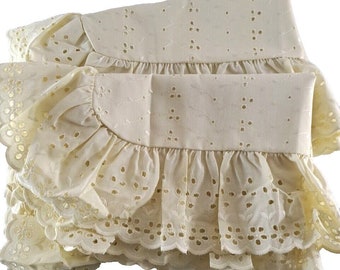 Vintage Eyelet Lace Pillow Shams Ivory Ruffled Standard Cottage Boho Farmhouse