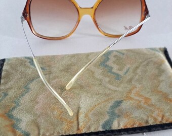 VTG Vienna Line Womens Sunglasses Plastic & Metal Frames W Slipcase Austria VTG Vienna Line Womens Sunglasses Plastic & Metal Frames W  main image 2