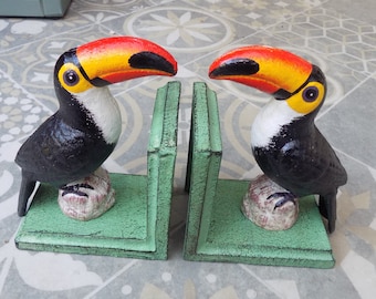 TOUCAN pair of heavy Cast Iron BOOKENDS Book ends