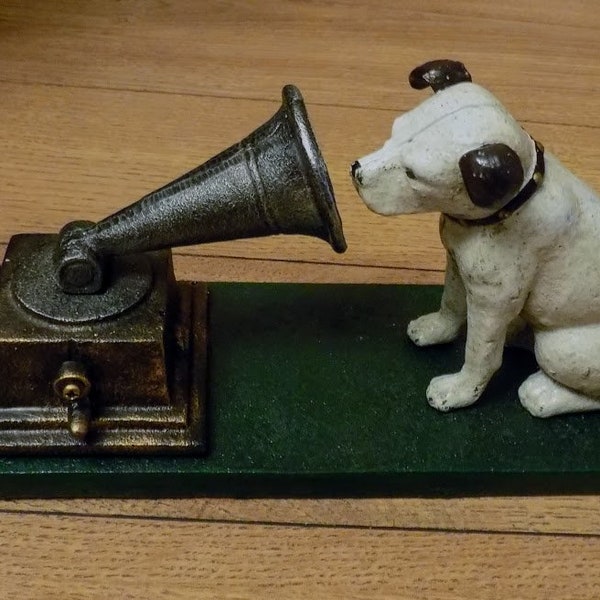 Superb Hand painted Cast Iron " HMV His Masters Voice Dog and Gramaphone Ornament