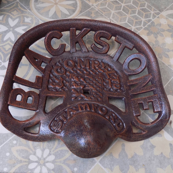 TRACTOR SEAT cast iron Blackstone & Company Ltd,Stamford Heavy Hand painted