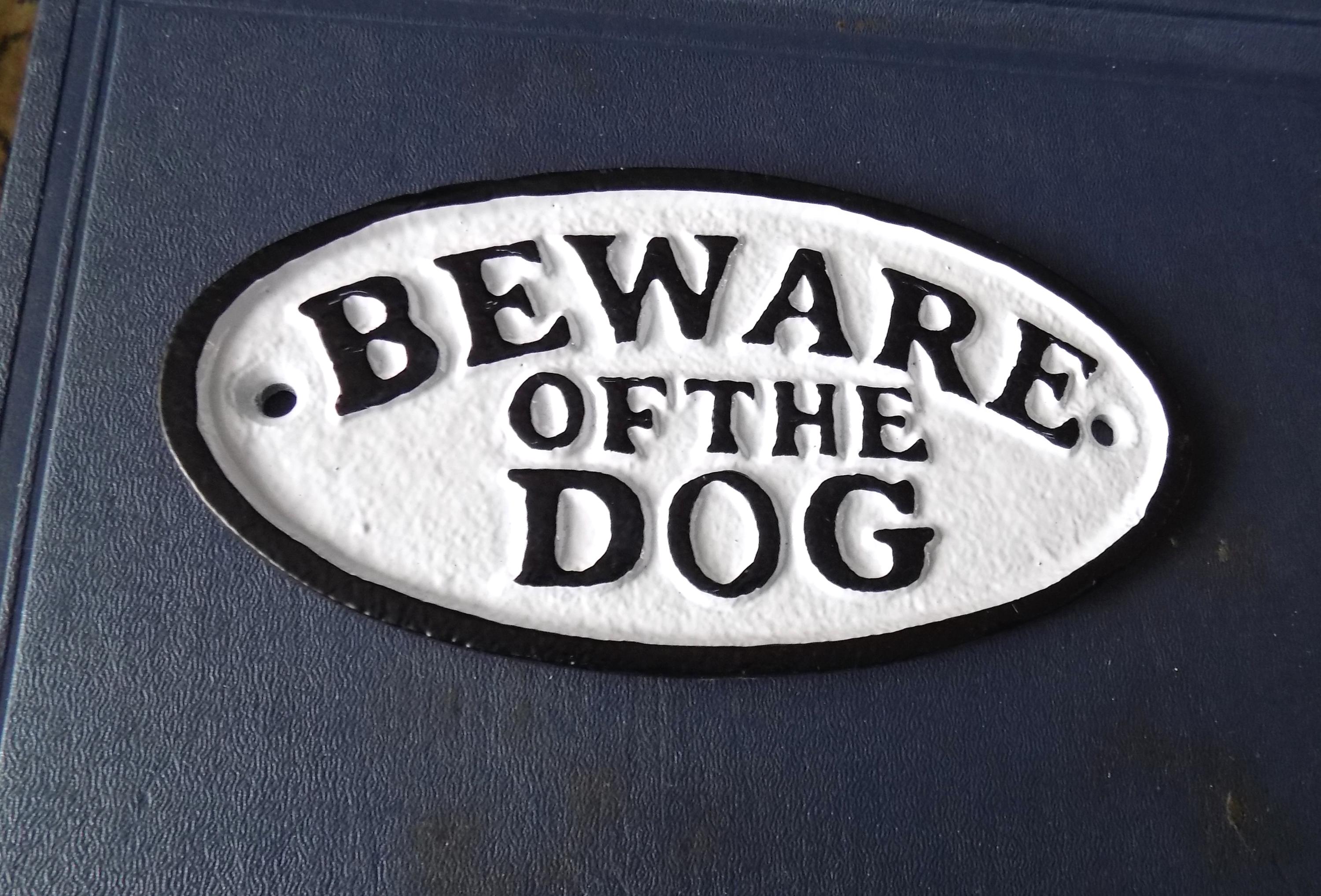 Cast Iron "BEWARE OF DOG" Oval Plaque Sign – Rustic Ranch Wall Decor For Kennel