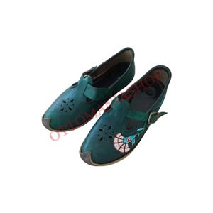 Handmade Leather Sandals,Handmade  Shoes,Turkish Yemeni,Leather Shoes,Medieval Sandals,Flat Shoes, Leather Loafer,Adult Shoes,Hand painted