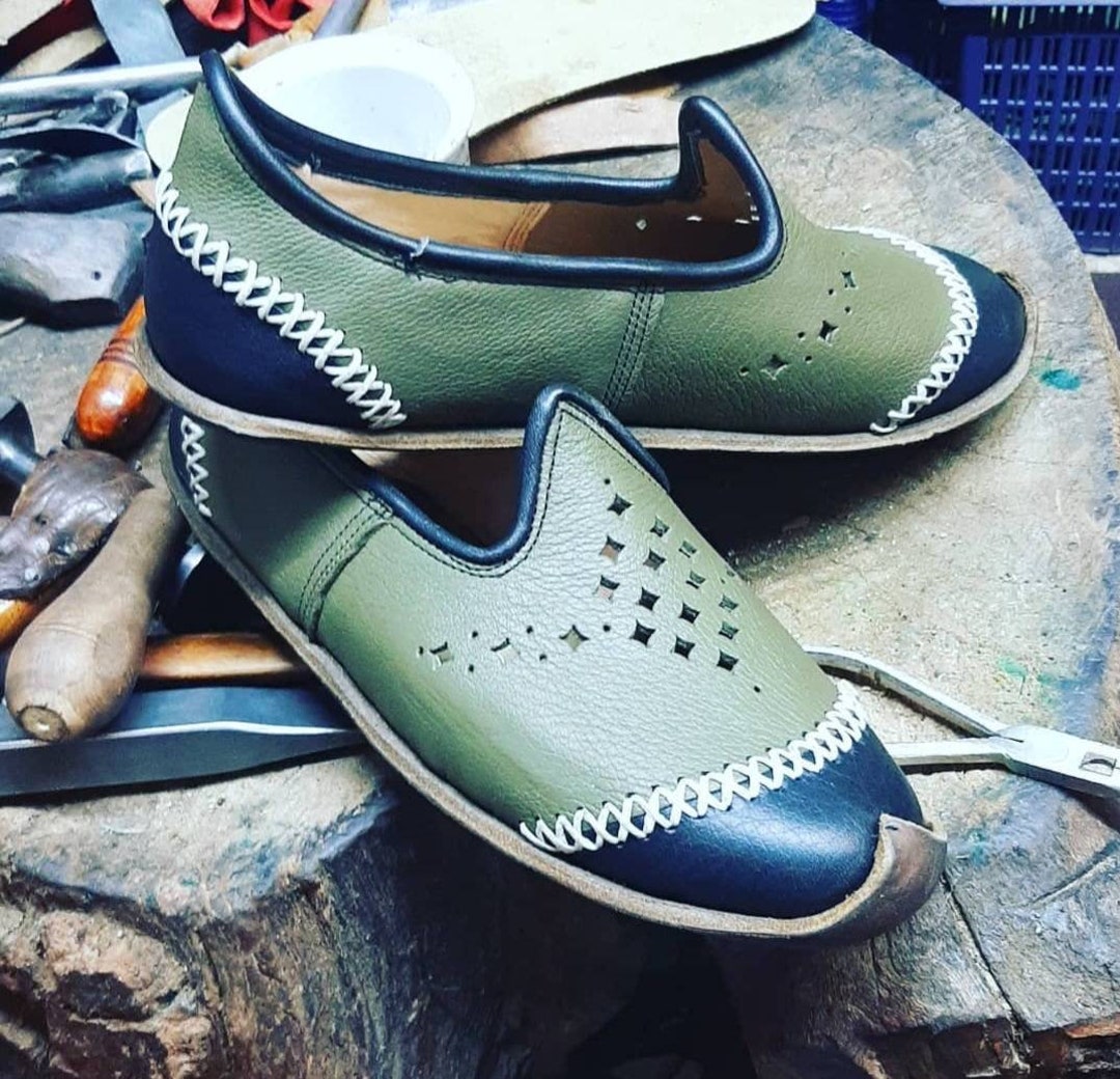 Scarpe medievali fai da te best sale