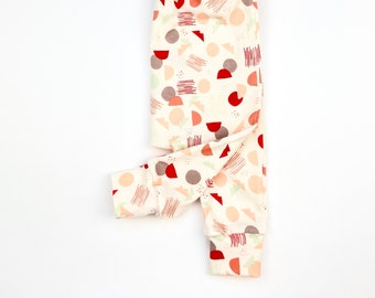 Bio rosa Form Muster Leggings. Bio Harem Hose für Baby. Baby-Geschenk. Neugeborene Baby-Kleidung. Baby Leggings in Bio-Designer-Stoff