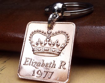 1977 Genuine Royal Mint Proof Coin Medal Keyring Anniversary 47th Birthday Birth Year Small Sentimental Novelty Keepsake Silver Jubilee Year