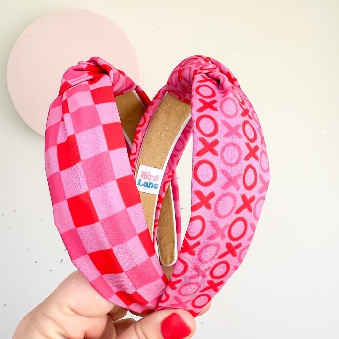 Handmade Hand crafted XOXO Knit headband pink Valentine Headband - knitting pattern by KnitQ main image 3
