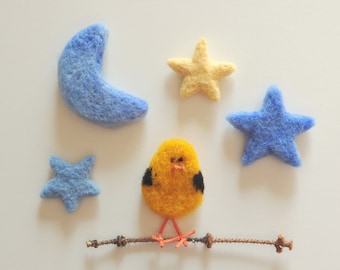 Felt Moon and Stars with a Felt Bird Photo Props, Babyshower Newborn Photography Props, Wool Felt Toys for Nursery