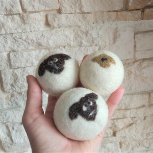 Jumbo Felt Balls XL with Felted Sheep / Wool Balls / Cat Toy Balls / Felt Pom Poms / DIY Nursery Garland Mobile / 4cm 5cm 6cm 7cm Felt Balls