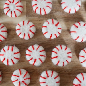 Peppermint Candy 10 or 20 | Christmas Red Felt Peppermints | Felt Peppermint Patties | Felt Craft Supply | Colorful Felted Candy, pick size