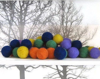 Jumbo Felt Balls - Large Felt Balls - Felt Balls in Bulk, Felt Beads, Handmade Felt Balls, Mix and Match Color, DIY Felt Ball Garland, 5 pcs