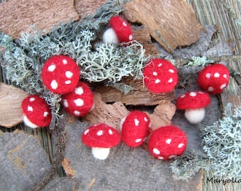 Felt Mushrooms, Wool Toadstool Home Decoration, Set of 10