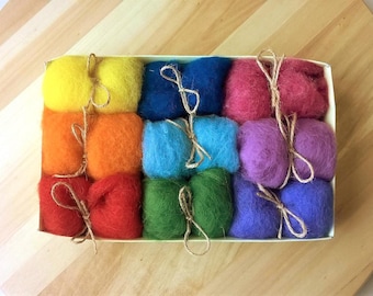 Rainbow Wool Roving, Needle & Wet Felting, DIY Craft Kit (2oz/50g)