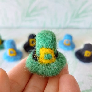 Miniatyr pysslinghatt i ullfilt – St. Patrick's Day Gnome Supplies