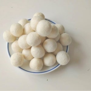 Felt Balls 1.5 cm / 15 mm White Ivory Color - Handmade Wool Felt Balls - Felted Balls for DIY - 20 or 100 pcs
