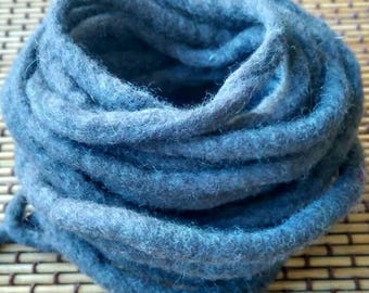 100% Wool Felt Cord - Aquamarine Blue Wool Felted Cord, Wool Felt Rope - Wool Felt String - Handmade Felt Thread - 3 yards long - 5mm thick