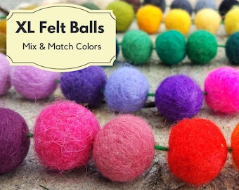 XL Felt Balls / Colorful Jumbo Balls / Super Large Felt Balls / Dryer Balls / 4cm 5cm 6cm 7 cm felt balls / DIY Garland / DIY Nursery Mobile