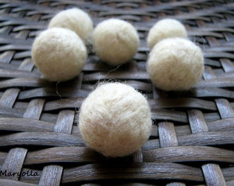 Wool Felt Balls, Count 20 or 100 Wool Felt Beads, White IvoryFelt Balls, Wool Felted Balls, Wool Felted Beads, Felt Pom Poms, Pick Your Size