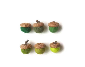 6 felt acorns, felt balls, autumn decor, acorn beads, acorn bead caps, acorn hats, oak tree, acorn tops, fall colors decor