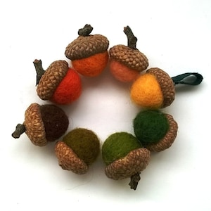 8 felt acorns, felt balls, woodland decor, acorn beads, acorn caps, acorn hats, oak tree, acorn tops, soft colors decor acorn centerpiece