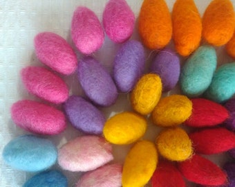 Wolvilten paaseieren, pastelkleurige vogeleieren, 12 stuks
