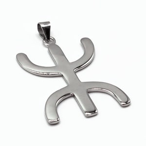 Colgante ⵣ Yaz Z Amazigh Hombre Libre Grande Plata de Ley 925 Rodiada
