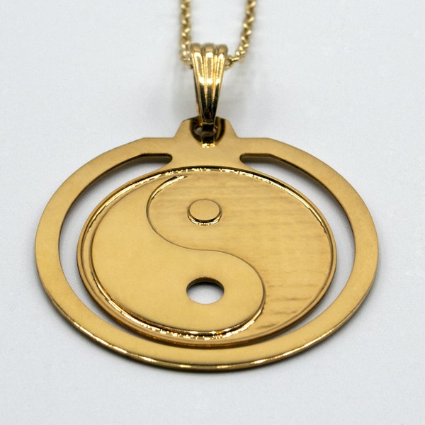 Collier pendentif  Yin et Yang en Plaqué Or 24 Carats 24k Chaîne 45 cm