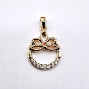 Lotus Flower Pendant Gold Plated and Zirconium Oxide ZC