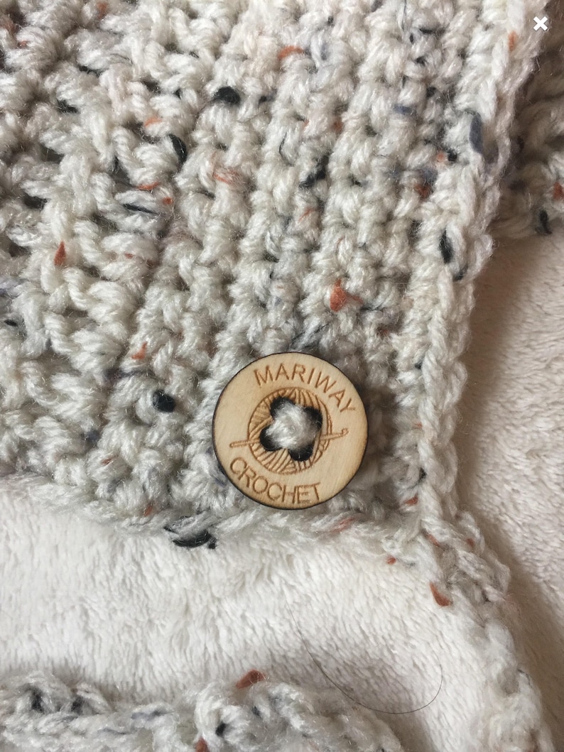 tags Personalized buttons,CrafterSignature Buttons,Business Logo,Shop Name,knitting buttons,crochet buttons,Sewing buttons,crafters buttons