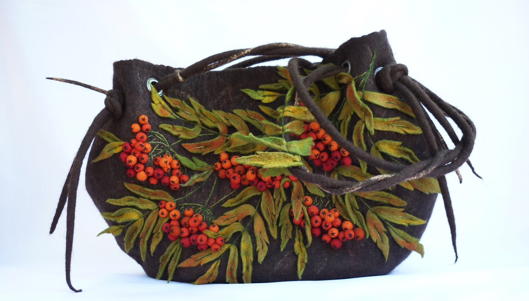 - Pretty Simple Rowan Raffia  Sling Bag Across the Waves Sling Bag_Black – Lu & Elle main image 3