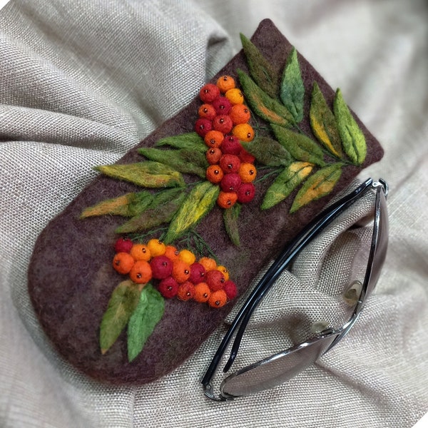 Felted Glasses Case gift for teens pencil case glasses holder accessories eyewear sleeve sunglass handmade cover