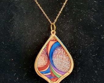 Colgante Luce nuestra obra de arte - Un regalo único de joyería "UNIVERSO" para ella, elegante collar moderno con incrustaciones, cadena dorada de 27 cm que no se deslustra.