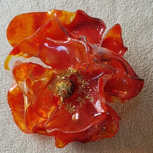 Verbrannte orange rose geformte Aussage Brosche. Recycling Eco-Chic für BRIDESMAIDS bestellen benutzerdefinierte Farben oder Sets!