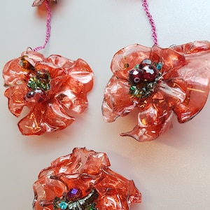 Recyclé #Boho Chic Burnt orange rose en forme de boucles d’oreilles à 2 niveaux avec des perles de verre tchèques. Eco-Chic pour DEMOISELLES D’HONNEUR commander des couleurs ou des ensembles personnalisés!