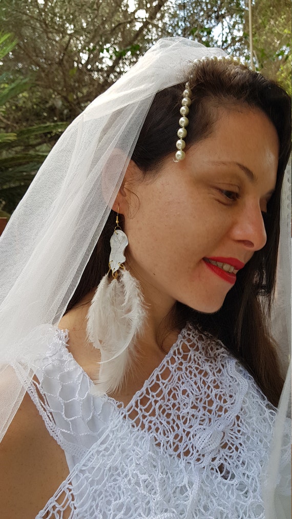 Elegant White Bridal Veil with Comb Scfda79ce1c434f2eba27b05927b77  main image 3