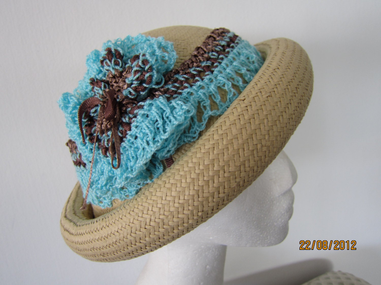 Creative Bohemian Tan Straw Hat,adorned Turquoise Bow  display picture 2