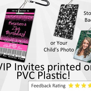 Puede incluir: Invitaci&oacute;n VIP de cumplea&ntilde;os rosa y negra impresa en un cord&oacute;n de pl&aacute;stico. La invitaci&oacute;n tiene un fondo de purpurina y dice "Kristen's 21st Birthday!" con la fecha y la hora de la fiesta. La parte posterior del cord&oacute;n tiene un patr&oacute;n de purpurina negro y blanco o se puede personalizar con una foto.
