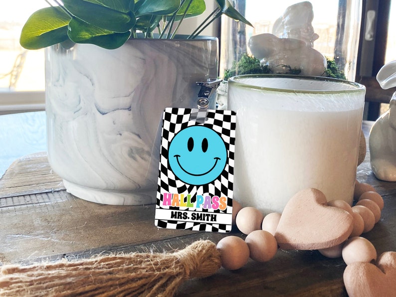 Smiley Face Theme Classroom Hall Passes for Teachers, Personalized, Set ...