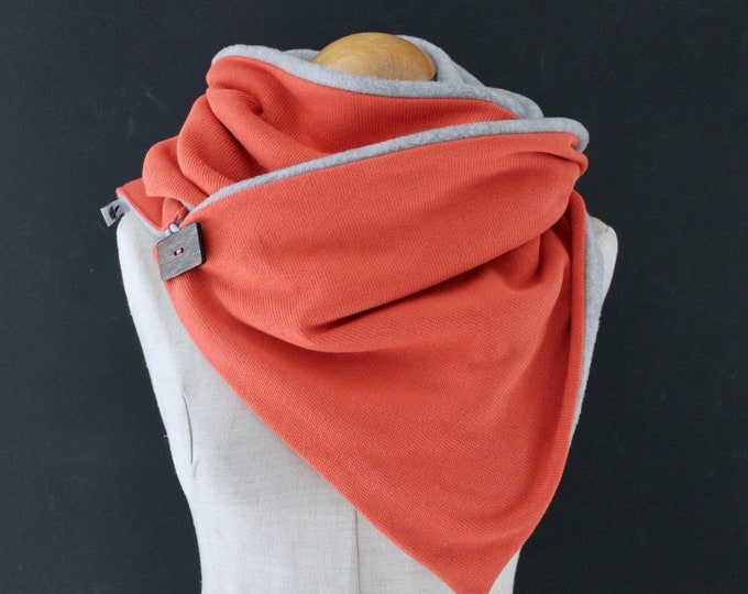 wrap scarf, triangular scarf, loop scarf