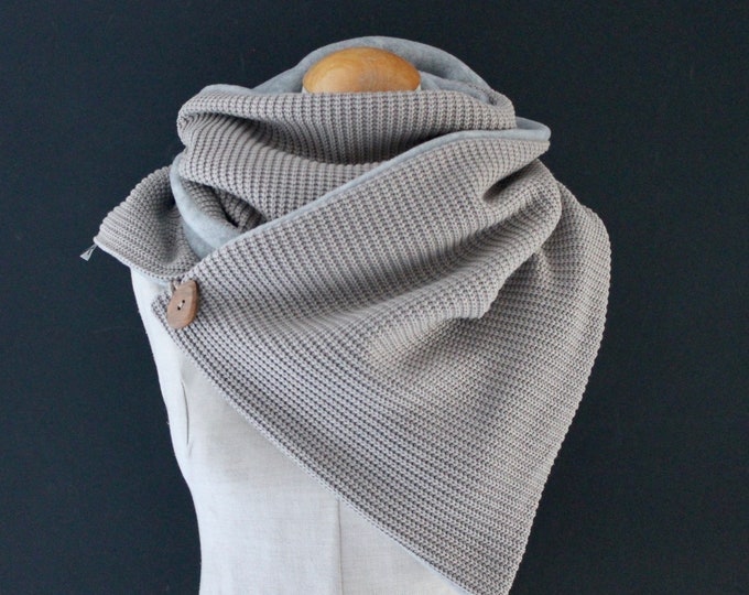 wrap scarf, triangular scarf, loop scarf