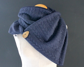 wrap scarf, triangular scarf, loop scarf