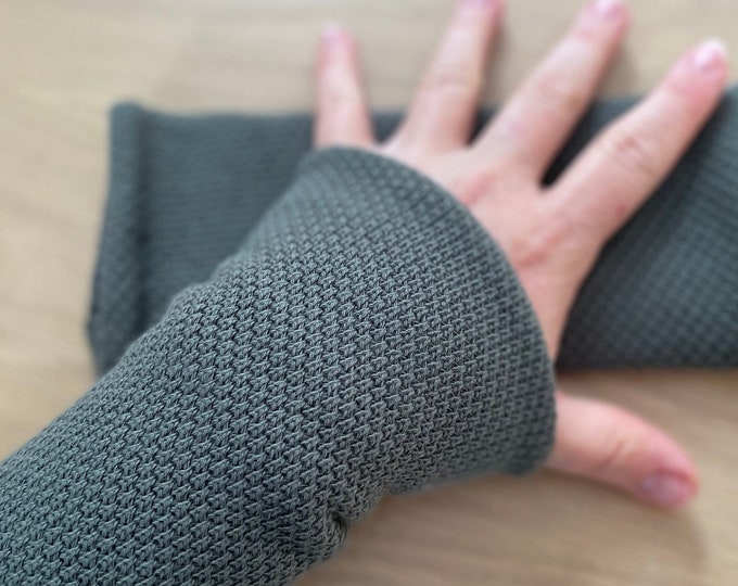 Armwarmers Cuffs Wristwarmers Muff Knit Khaki Green Black Fleece Winter lined Cuffs Arm warmers