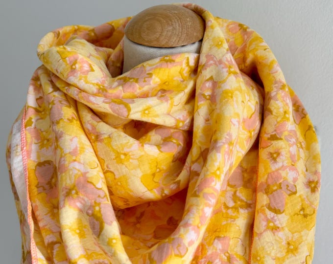 Sommertuch Quadratisch Musselin  XXL Wickelschal Dreieckstuch Loopschal Pink Gelb Pastell Blumen Baumwolle Schal Stola  Geschenk Muttertag