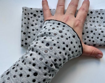 Cuffs, arm warmers, muffs, wrist warmers, wrist warmers