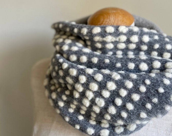 Scarf wool slip scarf loop loop scarf grey felt dots winter scarf fleece pompom felt beige ecru