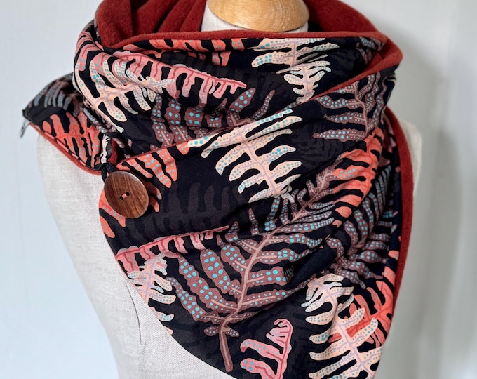 Wrap scarf triangular scarf button scarf loop reversible scarf leaves rust orange knitted fabric autumn winter fleece jersey scarf