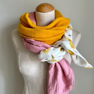 Scarf Winter Autumn Fleece Stole Muslin Cloth XXL Wrap Scarf Loop Scarf Yellow Flowers Pink Pastel Dusty Pink White Cotton Warm Cozy