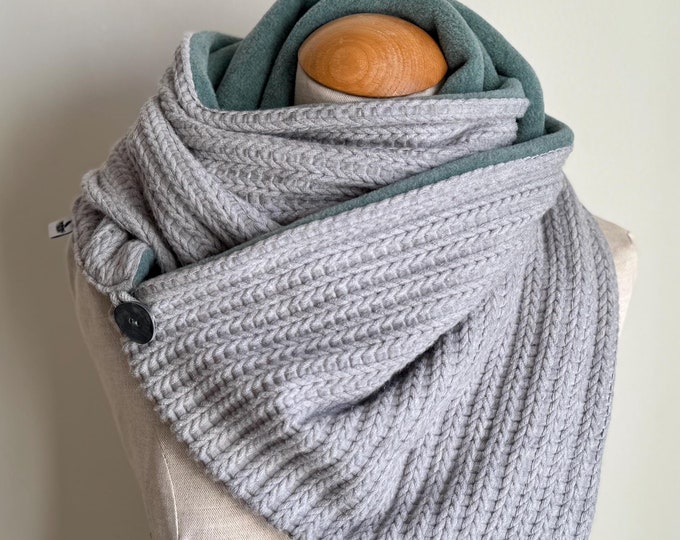 wrap scarf, triangular scarf, loop scarf